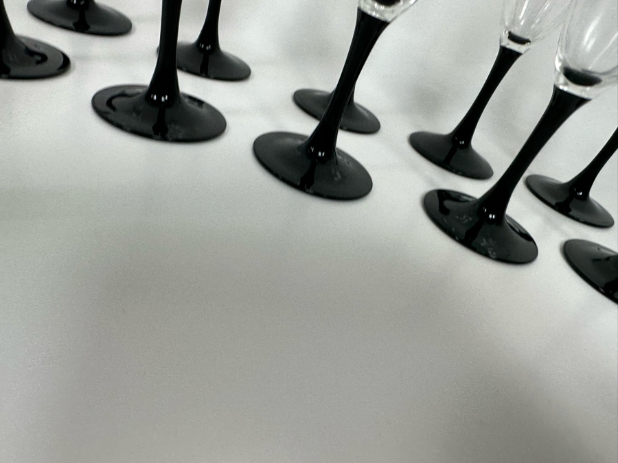 10 Luminarc Champagne Flutes Stemware Glasses 7.5H [Photo 8]