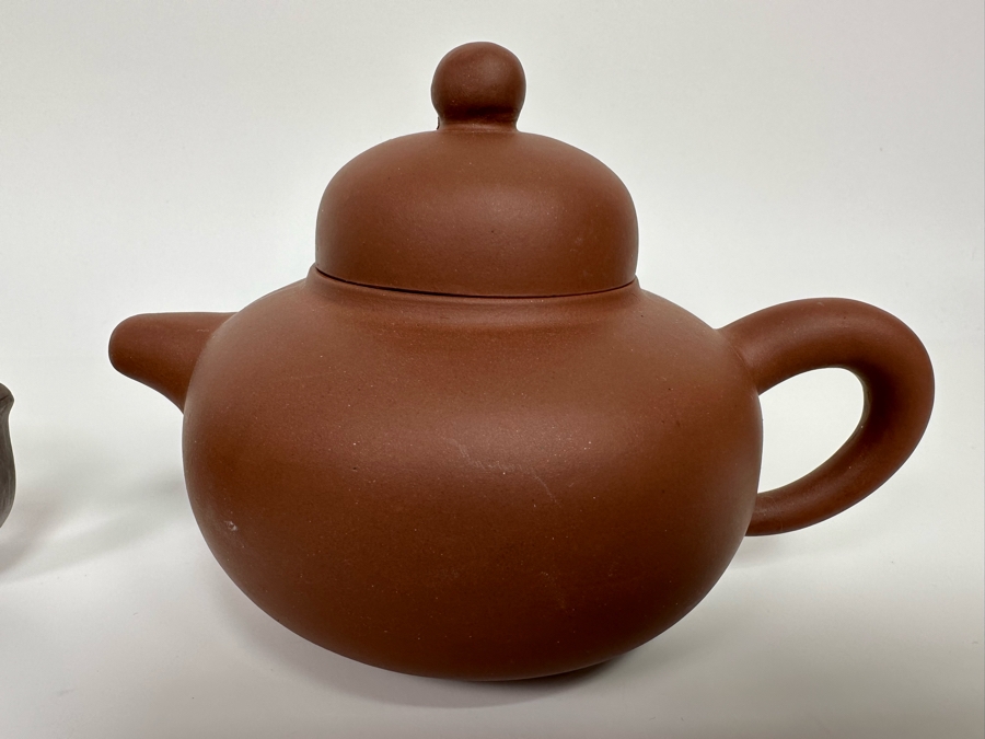 (3) Signed Vintage Chinese Clay Teapots [Photo 5]