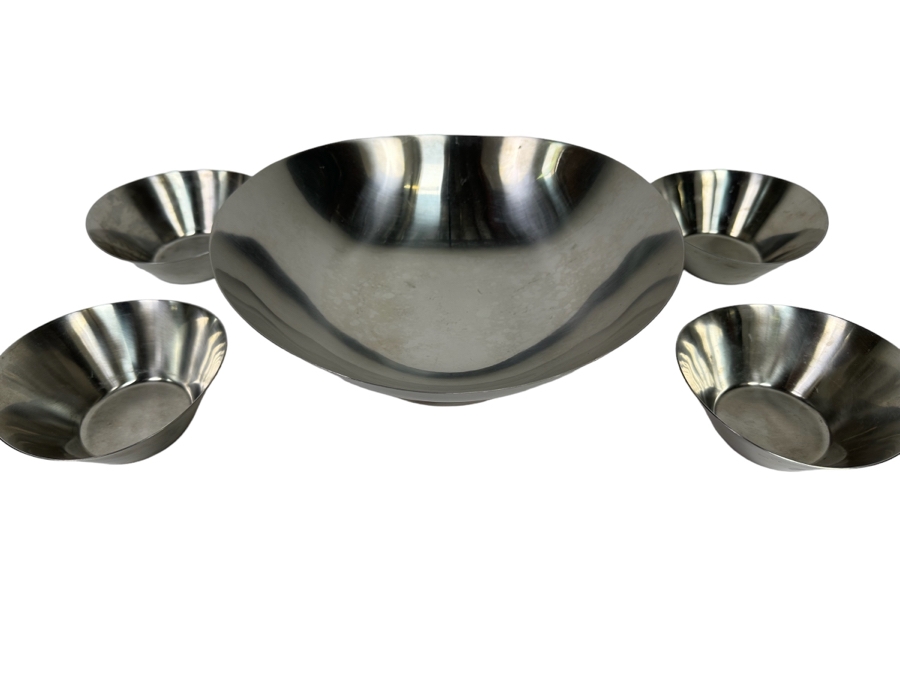 MG Denmark 18/8 Stainless Preferred Footed Serving Bowl 10.5W X 4H With Four Matching Salad Bowls 5W X 1.5H [Photo 2]