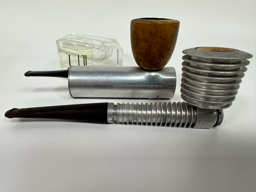 Vintage Dunhill Lucite Pipe Holder 4.25W X 3D X 1.75H With Pair Of Art Deco Machine Age Aluminum Smoking Pipes Brial [Photo 8]