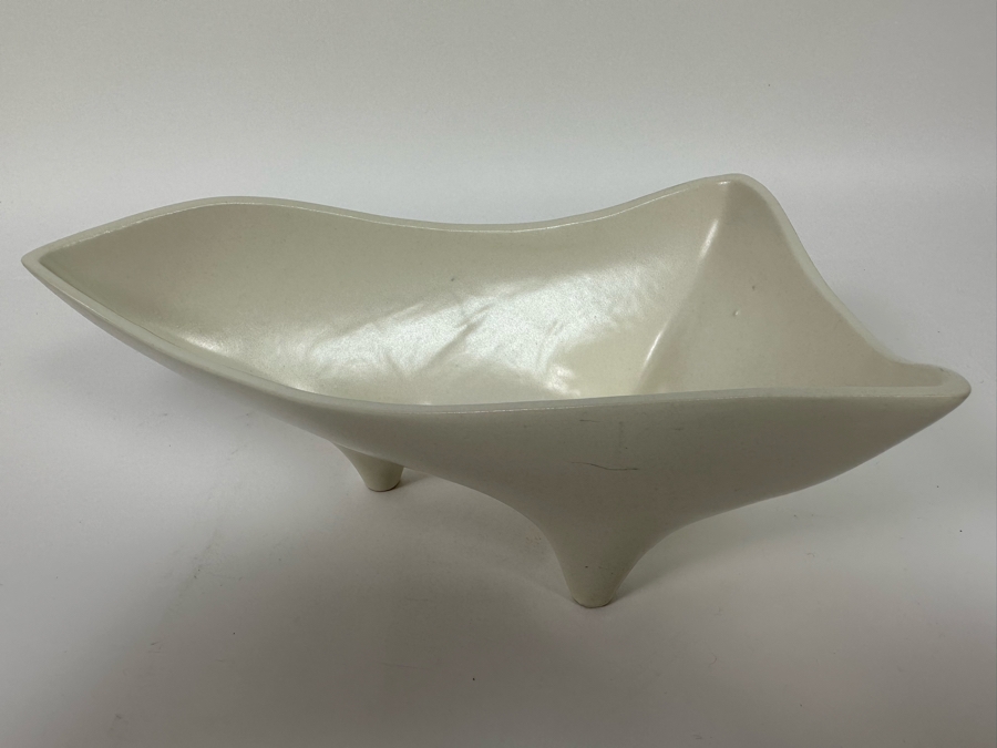 Vintage Mid-Century Modern Stanford Sebring O USA White Pottery Freeform Footed Bowl 10.5W X 6.5D X 4.5H [Photo 5]