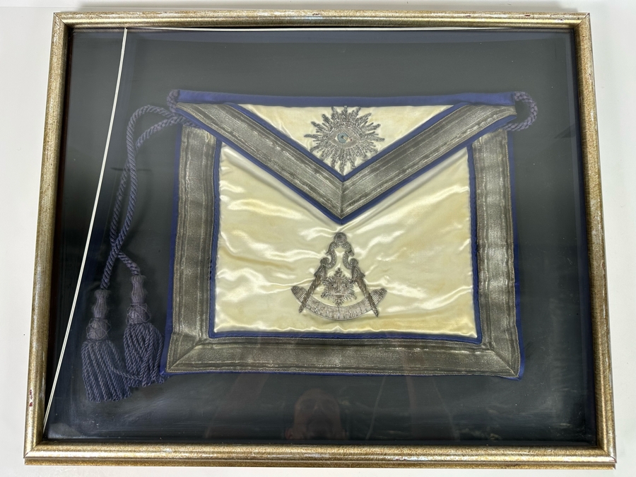 Vintage Masonic International Masonry Master Mason Apron 14 X 12 In Shadow Box Frame 24 X 20 Presented To W. Dri. Joseph Zausner Master, 1953 By Mount Neboh No. 257 [Photo 3]
