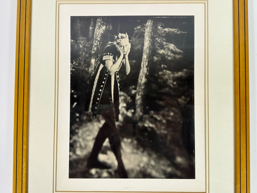 Original Les Guzman Photograph Of Actress 8.5 X 11 Framed 15.5 X 18 [Photo 4]