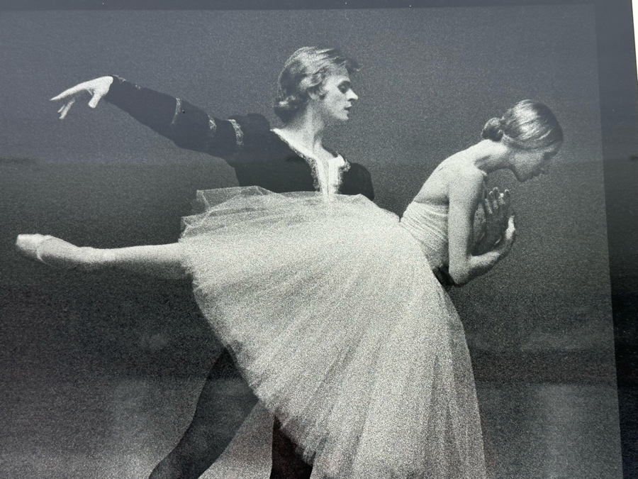 Max Waldman (1919-1981) Original Hand Signed Limited Portrait Gelatin Silver Print Photograph Of Giselle Performed By Natalia Makarova & Mikhail Baryshnikov American Ballet Theatre 1974 3 Of 25 Hand Signed By Max Waldman 16 X 20 Framed 24 X 28 [Photo 5]
