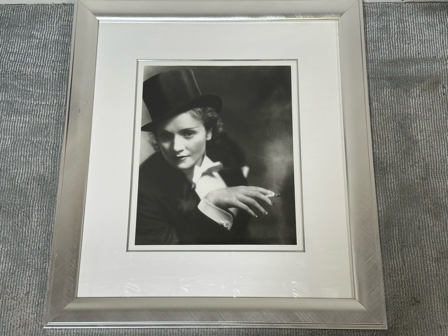 Original Marlene Dietrich Photograph By Old Hollywood Photographer Eugene Richee (1896-1972) For Promo Photo For The 1930 Movie 'Morocco' 18 X 22 Framed 35 X 39 [Photo 3]