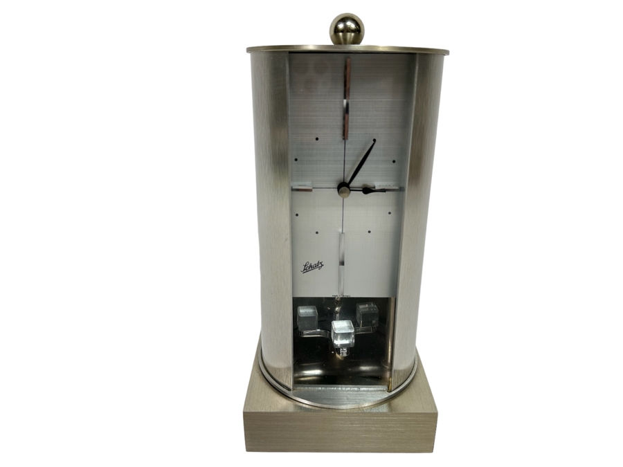 German Schatz Clock 4.5W X 4.5D X 10H [Photo 1]