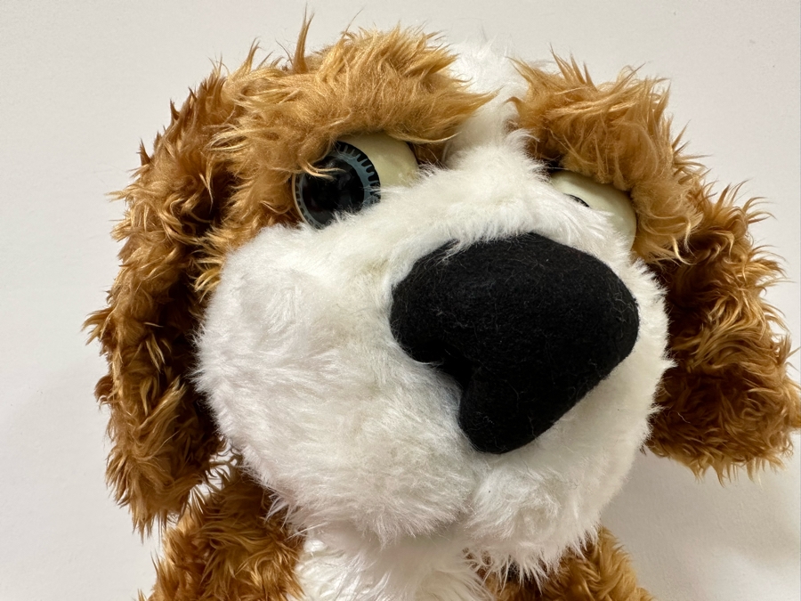 Pair Of Mechanical Animal Puppets With Remote Control Designed By Lunas Puppets For A TV Commercial Photo Shoot (Untested) [Photo 5]