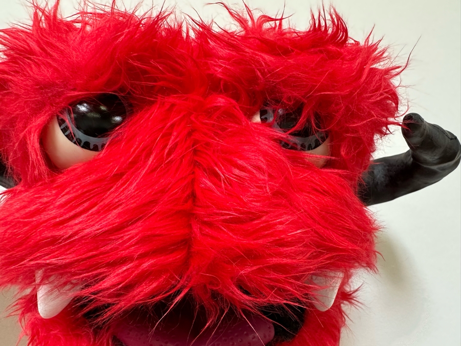 Pair Of Mechanical Animal Puppets With Remote Control Designed By Lunas Puppets For A TV Commercial Photo Shoot (Untested) [Photo 14]