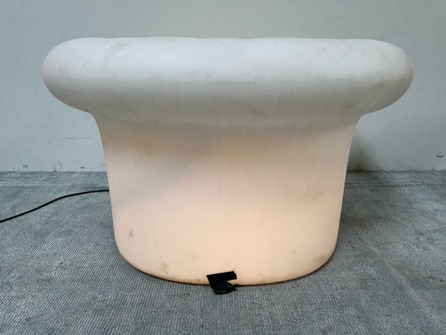 Serralunga Light Up Seat For Design Within Reach Plastic Lighted Armchair Lounge Chair Outdoor Patio Furniture 46W X 30D X 26H [Photo 9]