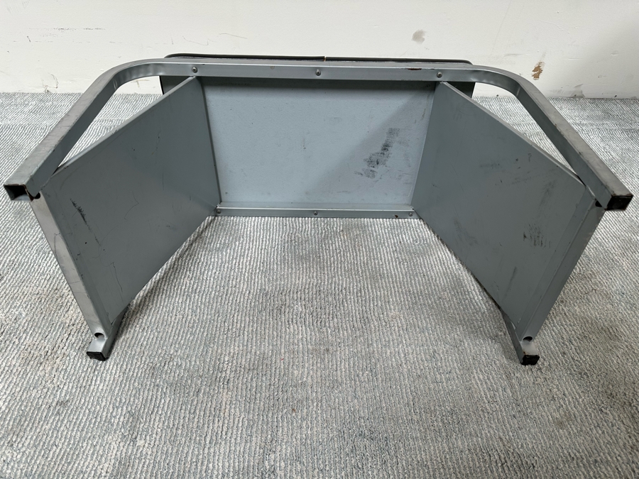 Vintage Shoe Bench With Angled Side Mirrors 30W X 14.5D X 17.5H [Photo 10]