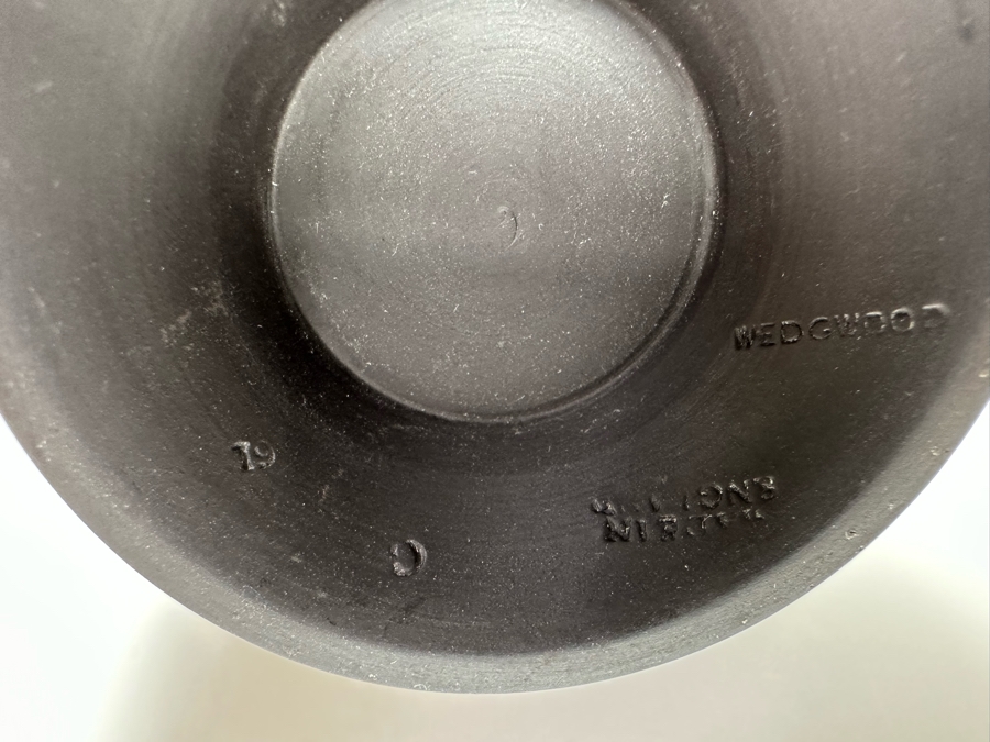 Vintage Art Deco Keith Murray Black Basalt Footed Bowl 6W X 3.75H [Photo 7]