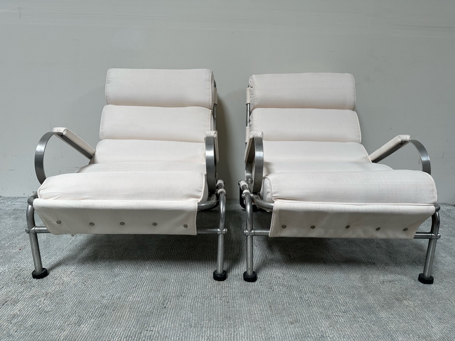 Warren McArthur Vintage Art Deco Very Rare Armchairs With Hockey Puck Feet, A Pair - See Photos For Several Blemishes 29W X 37D X 32H [Photo 14]