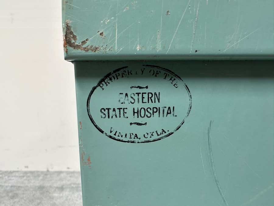 Norman Bel Geddes Vintage Art Deco Machine Age Metal Two-Tone Three-Drawer Desk By Simmons 43W X 21D X 29.5H [Photo 10]