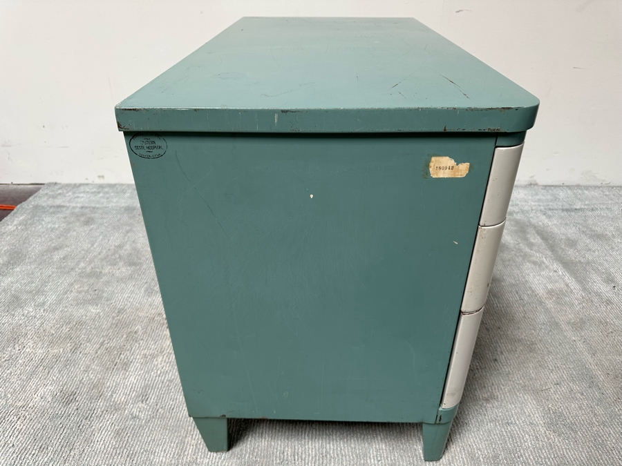 Norman Bel Geddes Vintage Art Deco Machine Age Metal Two-Tone Three-Drawer Desk By Simmons 43W X 21D X 29.5H [Photo 9]