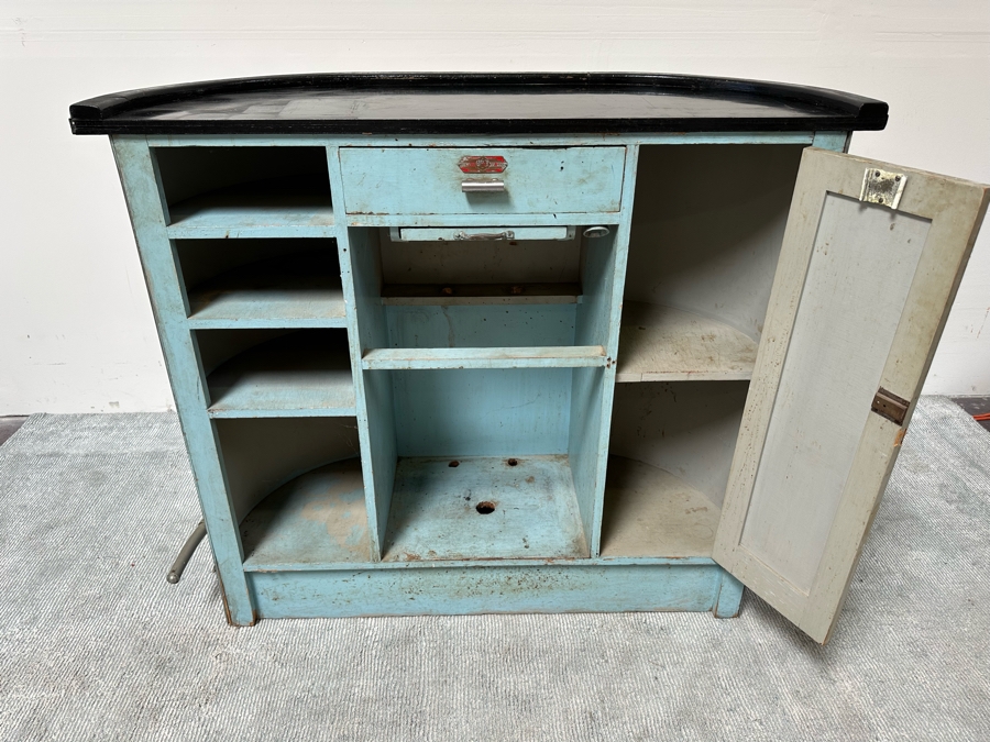 Vintage Art Deco Train Car Mirrored Bar 53W X 24D X 42H By Ganger Inc, 56 W. 45 St, New York With Matching Art Deco Etched Glass Period Mirror 36 X 32 (Shown In Additional Photos) - See Photos [Photo 17]