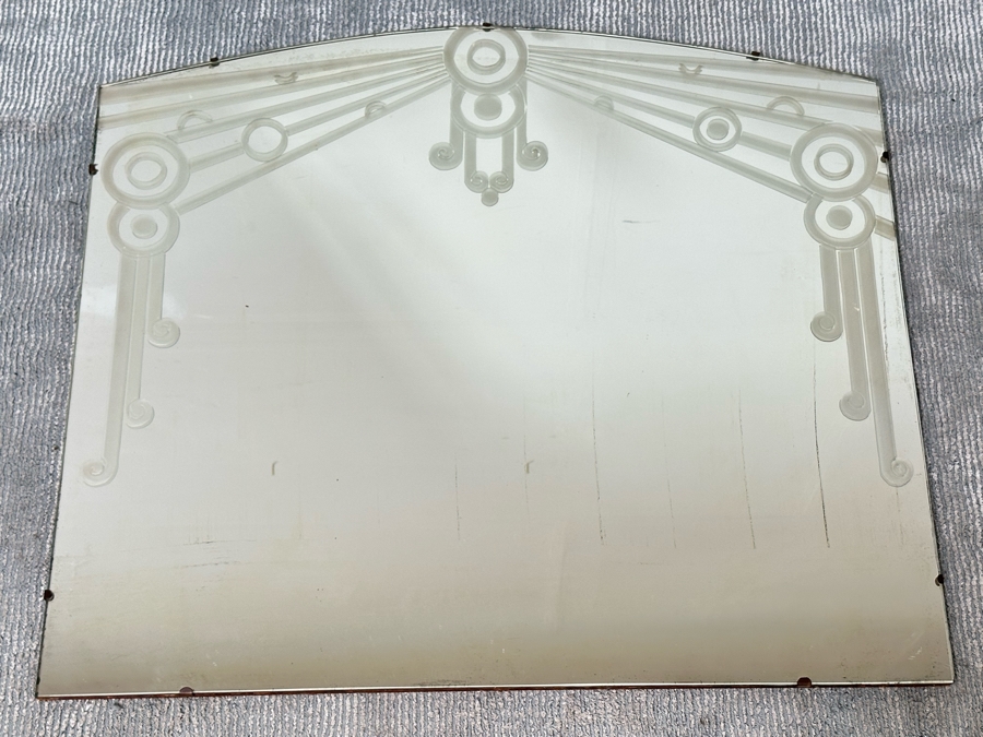 Vintage Art Deco Train Car Mirrored Bar 53W X 24D X 42H By Ganger Inc, 56 W. 45 St, New York With Matching Art Deco Etched Glass Period Mirror 36 X 32 (Shown In Additional Photos) - See Photos [Photo 23]