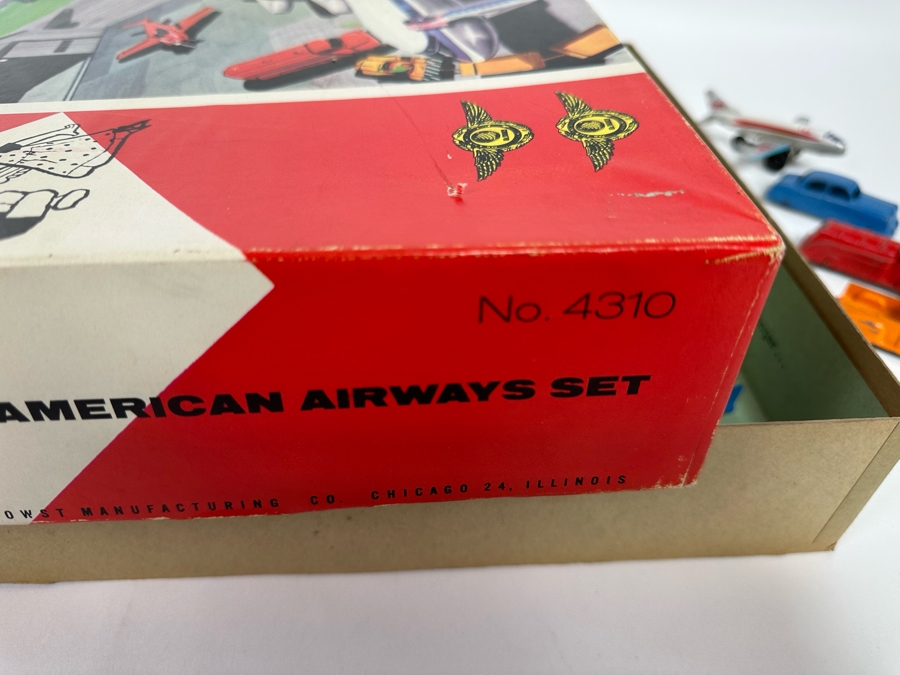Vintage TootsieToy Pan American Airways Set With Box (See Photos) Plus TootsieToy Metal Cars And Pair Of TWA Friction Toys Planes [Photo 14]