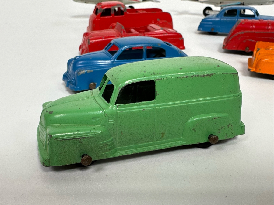 Vintage TootsieToy Pan American Airways Set With Box (See Photos) Plus TootsieToy Metal Cars And Pair Of TWA Friction Toys Planes [Photo 20]