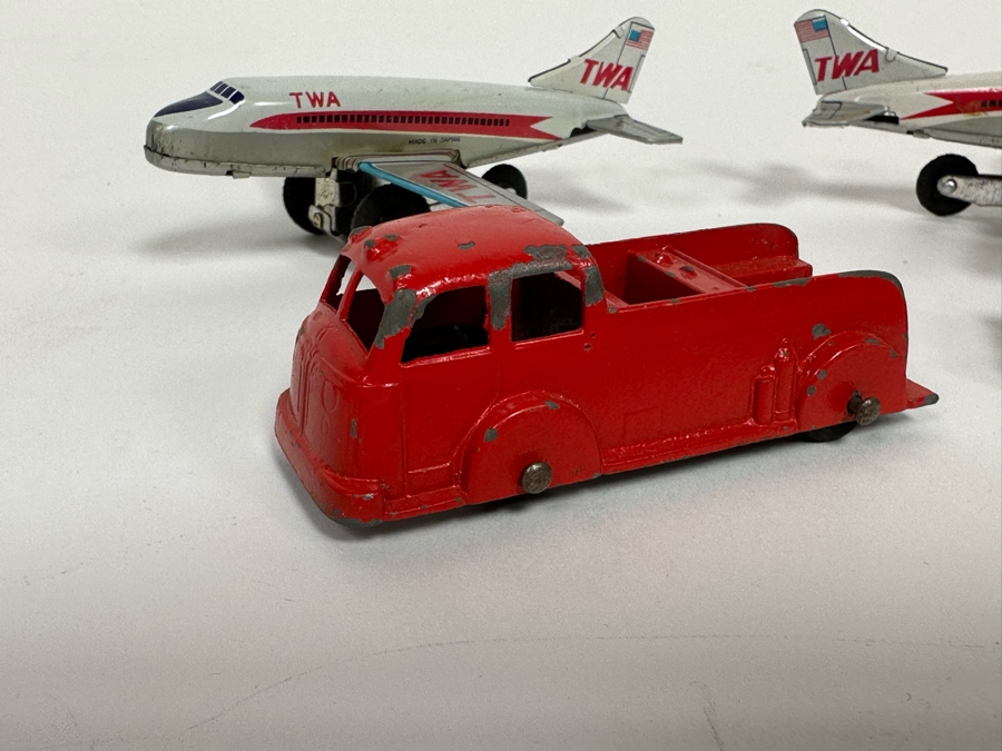 Vintage TootsieToy Pan American Airways Set With Box (See Photos) Plus TootsieToy Metal Cars And Pair Of TWA Friction Toys Planes [Photo 23]