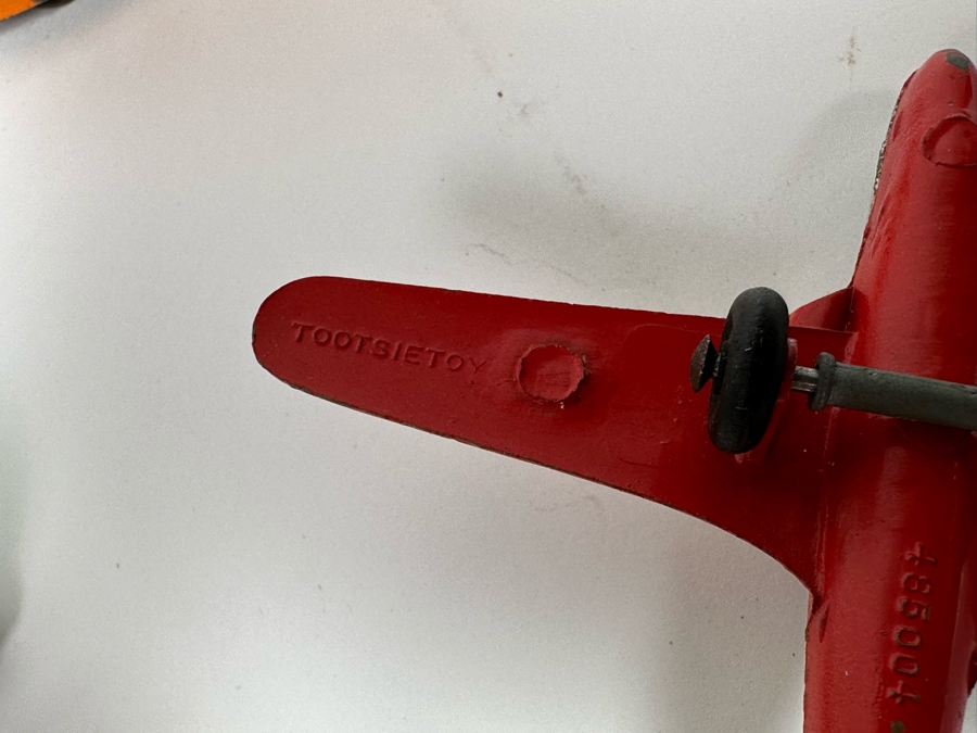 Vintage TootsieToy Pan American Airways Set With Box (See Photos) Plus TootsieToy Metal Cars And Pair Of TWA Friction Toys Planes [Photo 18]