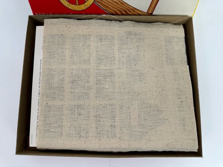 Wagon Masters Scale Models Wooden Sheepherder's Wagon With Box [Photo 6]