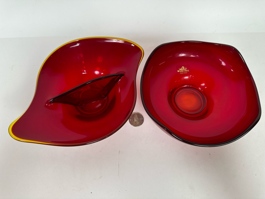 Pair Of Vintage Red Viking Glass Bowls 8W And 6.5W [Photo 4]
