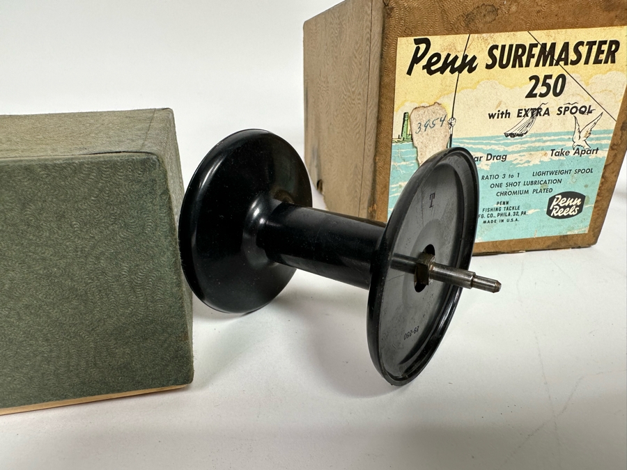 Penn Surfmaster 250 Reel With Extra Spool By Penn Reels [Photo 8]