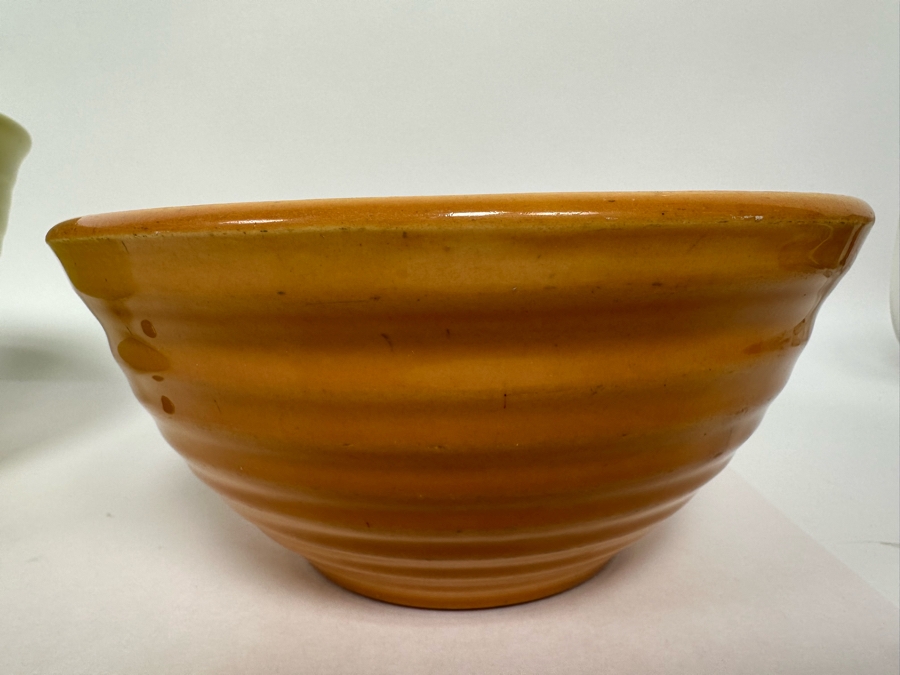 Pair Of Mid-Century Bauer Pottery Bowls Los Angeles 11W And 8W [Photo 6]