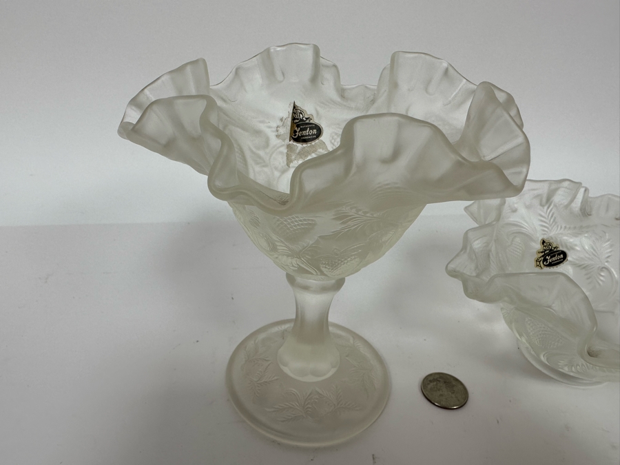 Pair Of Vintage Fenton Frosted Ruffled Strawberry Pattern Glass Bowls 6H And 3H [Photo 5]