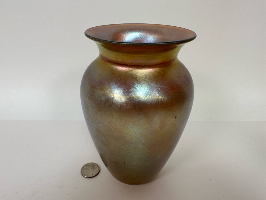 Vintage Durand Irridescent Art Glass Vase Pattern 1812-6 6.5H [Photo 6]