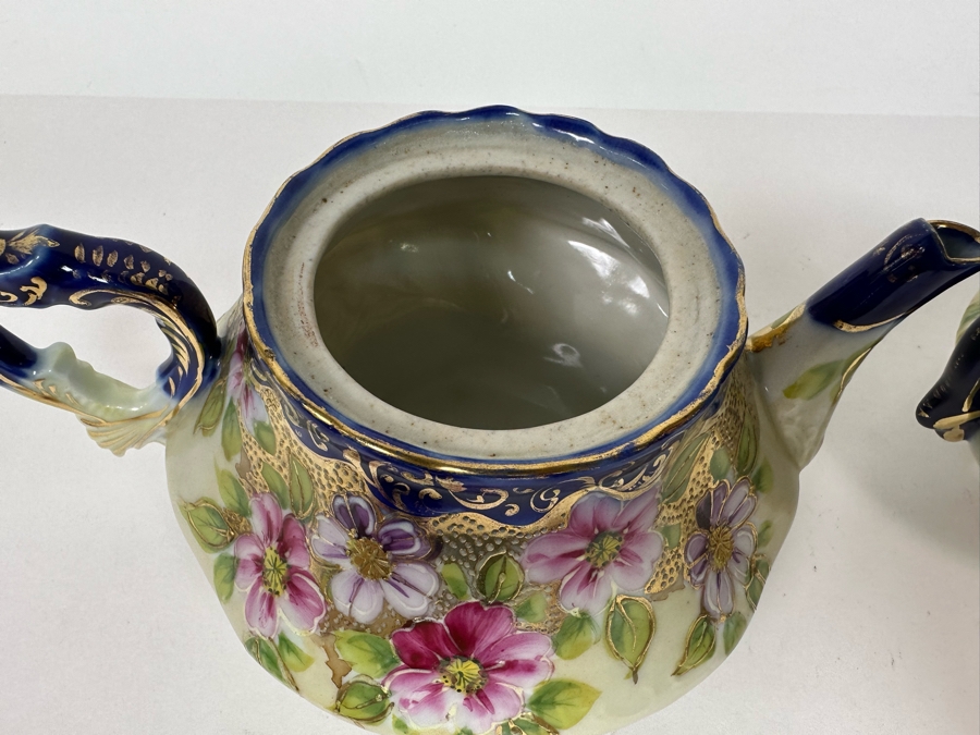 Hand Painted Teapot With Sugar Bowl [Photo 10]