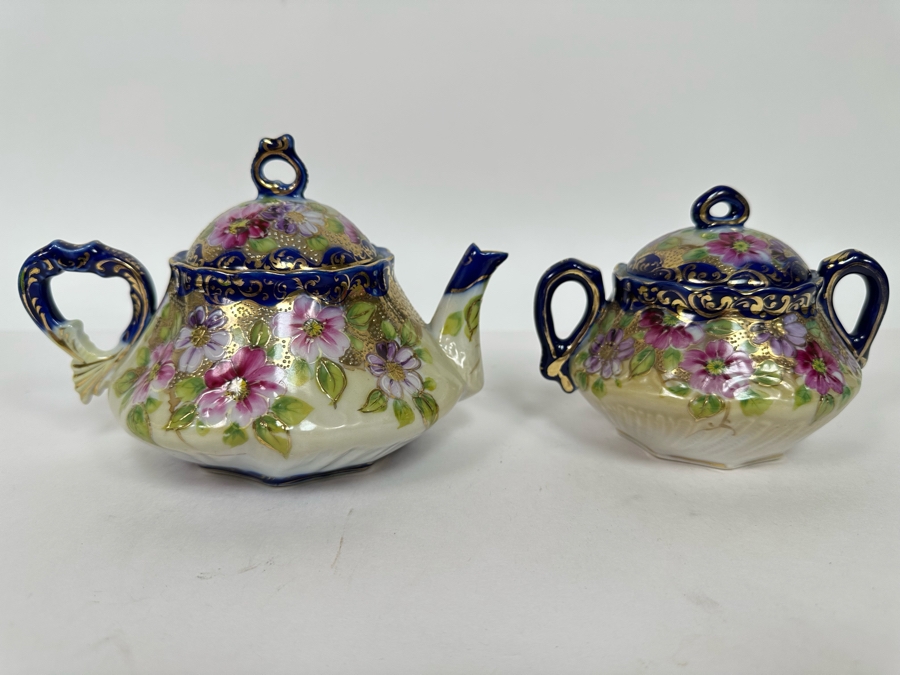 Hand Painted Teapot With Sugar Bowl [Photo 2]