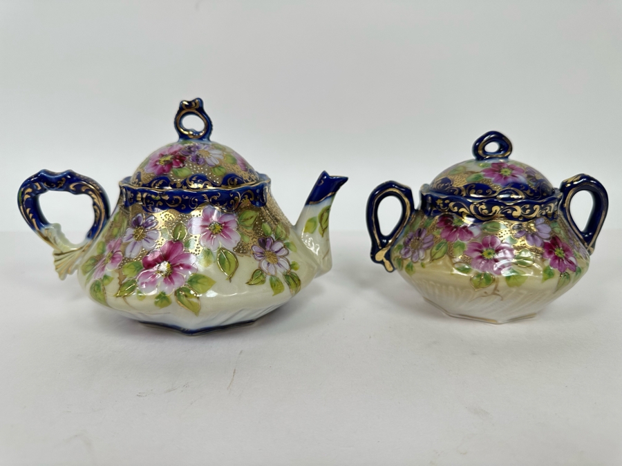 Hand Painted Teapot With Sugar Bowl [Photo 3]