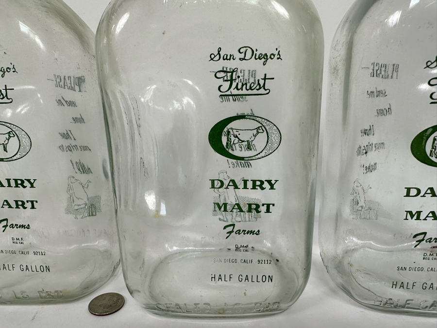 Set Of Four Vintage Glass Milk Bottles San Diego's Finest Milk Dairy Mart Farms [Photo 5]