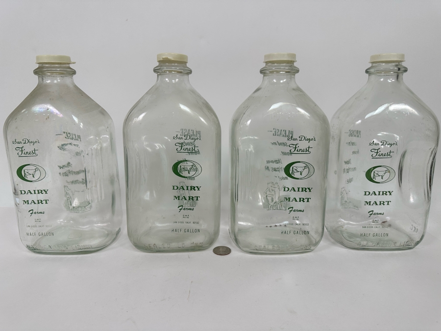 Set Of Four Vintage Glass Milk Bottles San Diego's Finest Milk Dairy Mart Farms [Photo 3]