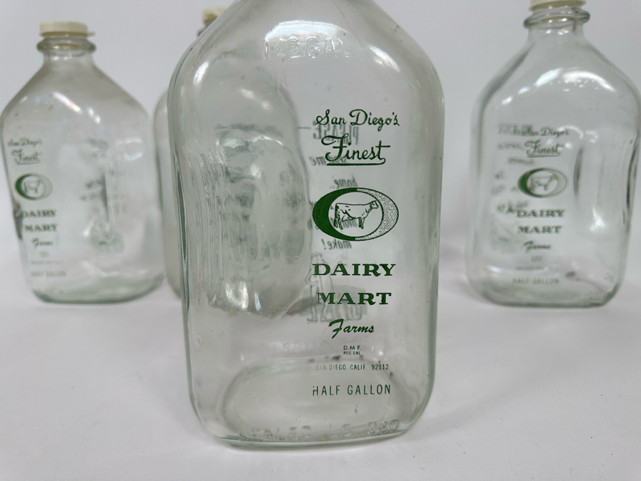 Set Of Four Vintage Glass Milk Bottles San Diego's Finest Milk Dairy Mart Farms [Photo 7]
