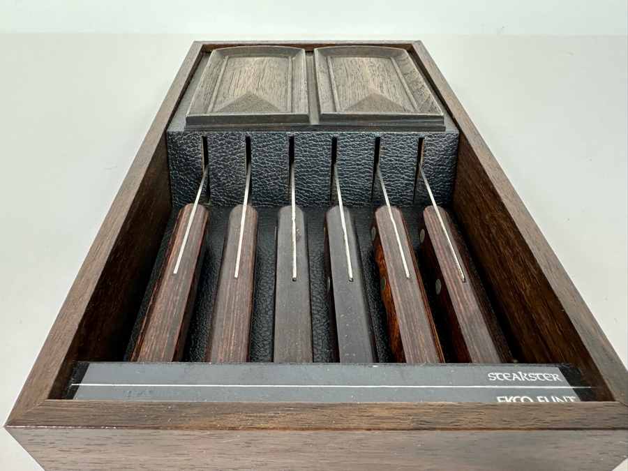 Ekco Flint Steakster Stainless Vanadium Steak Knives With Rosewood Handles And Wall Mounted Display Case 5.5W X 10H [Photo 5]