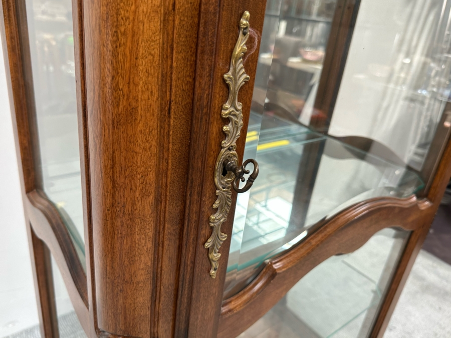 Ethan Allen Wooden Curio Display Cabinet With Back Mirror And Side Glass Overhead Lighting 28W X 15D X 80H [Photo 6]