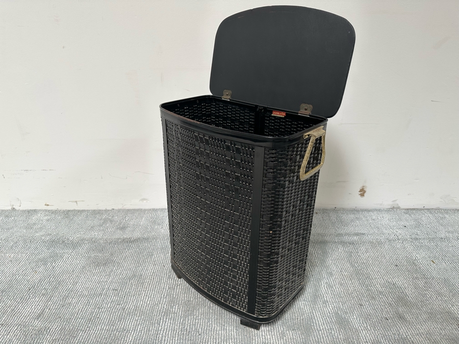 Vintage Mid-Century Pearl-Wick Hamper 19W X 11D X 25H [Photo 5]