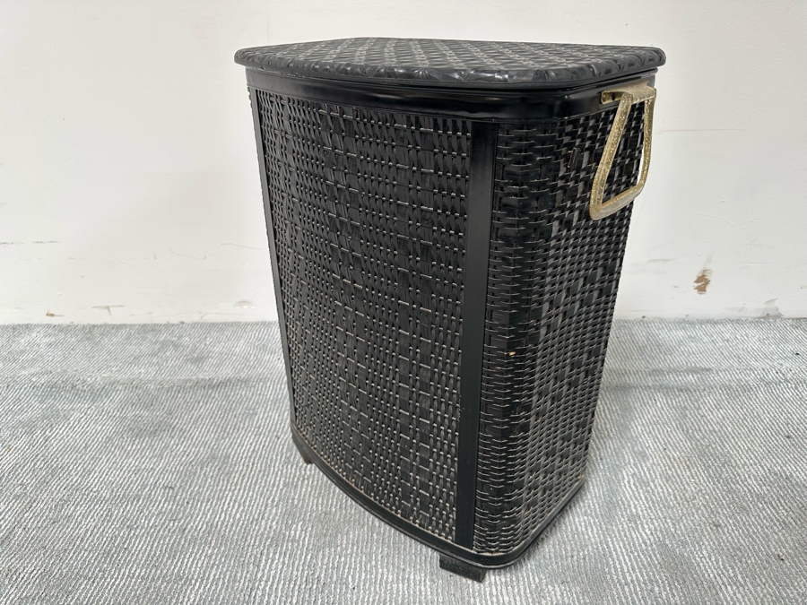 Vintage Mid-Century Pearl-Wick Hamper 19W X 11D X 25H [Photo 4]