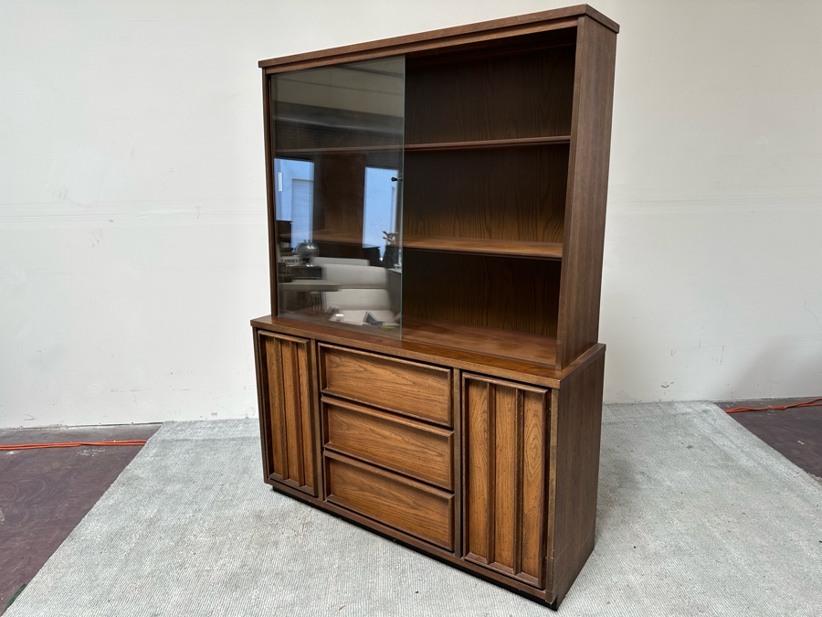 Mid-Century Modern Bassett Furniture China Display Cabinet From The Third Dimension Series 50W X 16D X 68H [Photo 13]