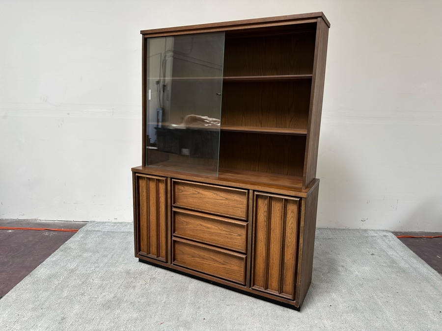 Mid-Century Modern Bassett Furniture China Display Cabinet From The Third Dimension Series 50W X 16D X 68H [Photo 9]