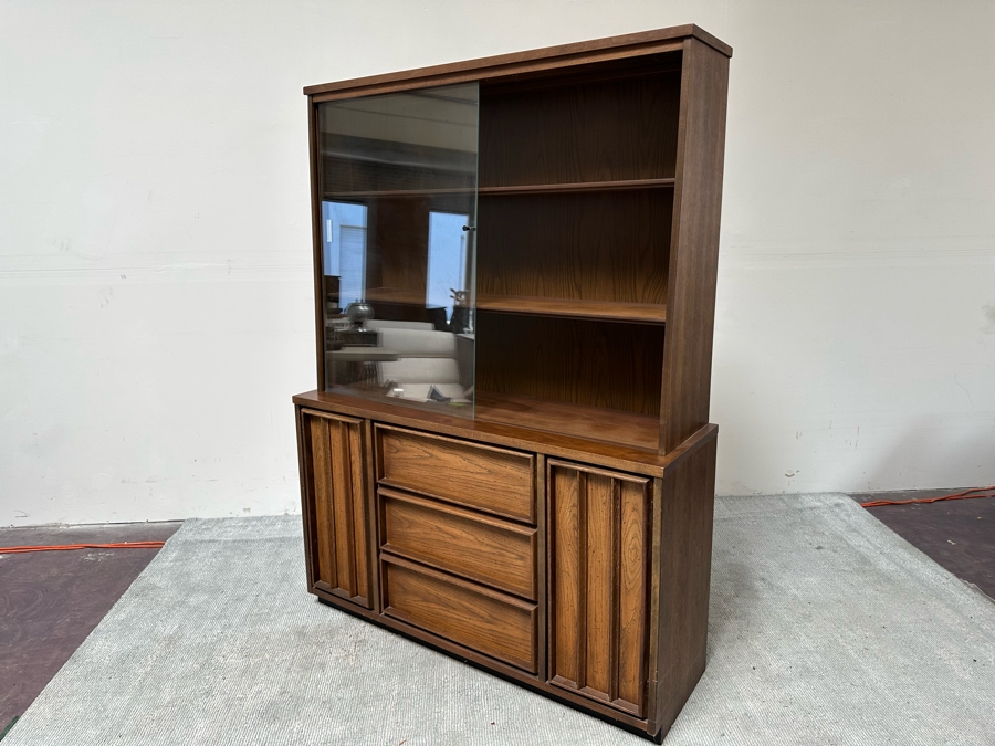 Mid-Century Modern Bassett Furniture China Display Cabinet From The Third Dimension Series 50W X 16D X 68H [Photo 11]
