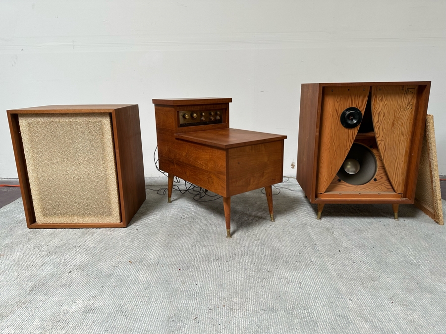 Rare Custom Mid-Century Hi-Fi Equipment John Karlson Style Speakers - Custom Mid-Century Enclosure With A Hinged Top Exposing A Thorens TD 124 Turntable Plus A DYNAKIT Model PAS Stereophonic Preamplifier Plus Tube Amplifier - Untested Equipment [Photo 20]