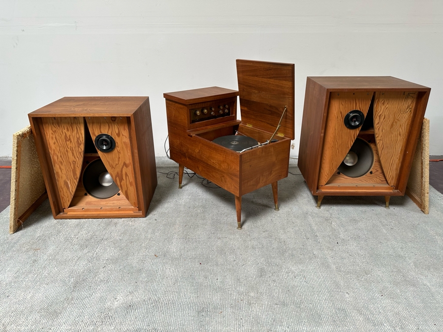 Rare Custom Mid-Century Hi-Fi Equipment John Karlson Style Speakers - Custom Mid-Century Enclosure With A Hinged Top Exposing A Thorens TD 124 Turntable Plus A DYNAKIT Model PAS Stereophonic Preamplifier Plus Tube Amplifier - Untested Equipment [Photo 24]