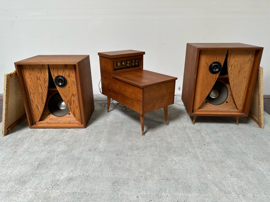 Rare Custom Mid-Century Hi-Fi Equipment John Karlson Style Speakers - Custom Mid-Century Enclosure With A Hinged Top Exposing A Thorens TD 124 Turntable Plus A DYNAKIT Model PAS Stereophonic Preamplifier Plus Tube Amplifier - Untested Equipment [Photo 23]
