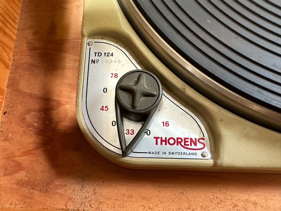 Rare Custom Mid-Century Hi-Fi Equipment John Karlson Style Speakers - Custom Mid-Century Enclosure With A Hinged Top Exposing A Thorens TD 124 Turntable Plus A DYNAKIT Model PAS Stereophonic Preamplifier Plus Tube Amplifier - Untested Equipment [Photo 37]