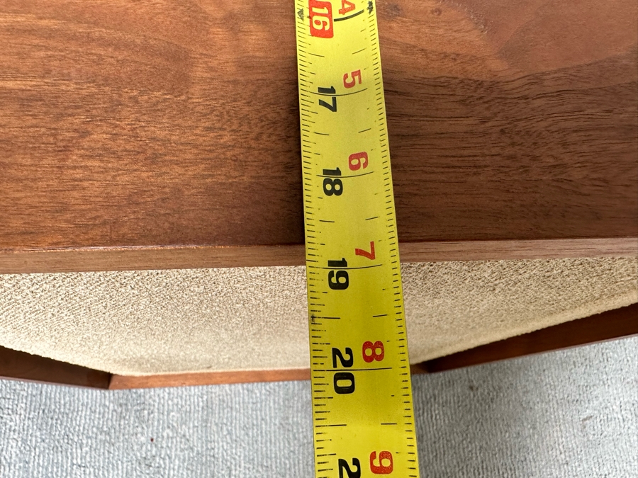 Rare Custom Mid-Century Hi-Fi Equipment John Karlson Style Speakers - Custom Mid-Century Enclosure With A Hinged Top Exposing A Thorens TD 124 Turntable Plus A DYNAKIT Model PAS Stereophonic Preamplifier Plus Tube Amplifier - Untested Equipment [Photo 29]