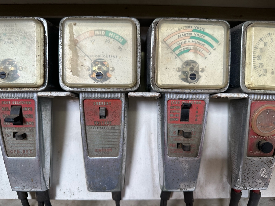 Tunemaster Complete Tune-Up Service Station Metal Cabinet By Kal-Equip Company 32W X 10D X 60H [Photo 7]