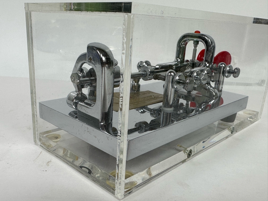 Rare Mint Vibroplex Presentation Mechanical Morse Key Contained In Lucite Display Box 8.5W X 4D X 4H [Photo 11]